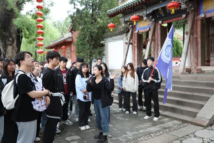 在大旅行社实习导游有跟团的机会吗