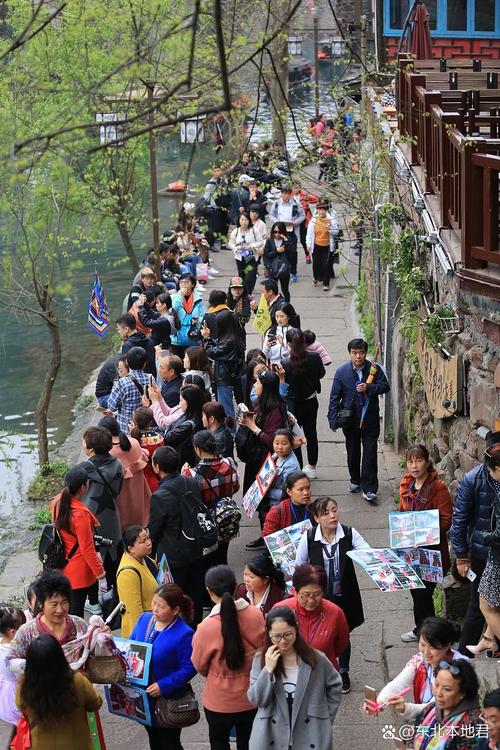 9月中下旬周末去北戴河旅游那时旅游的人多不多